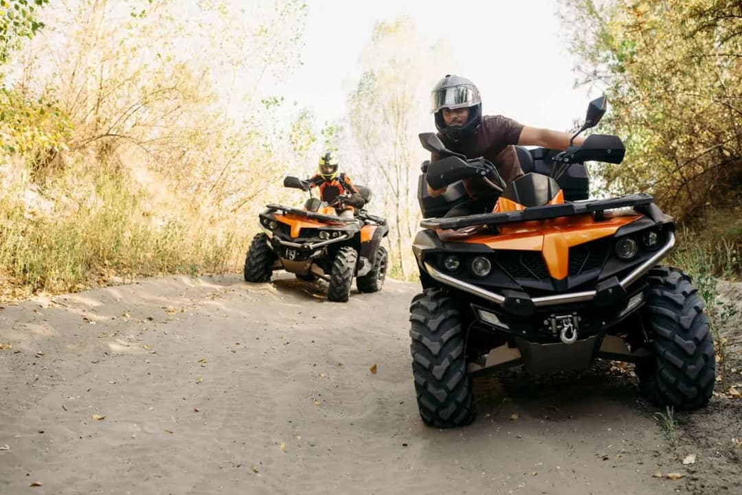 Jakie trzeba mieć prawo jazdy na quada? Sprawdź wymagania i kategorie