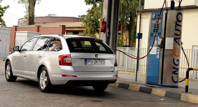 Ile kosztuje założenie instalacji cng? Sprawdź, co wpływa na ceny