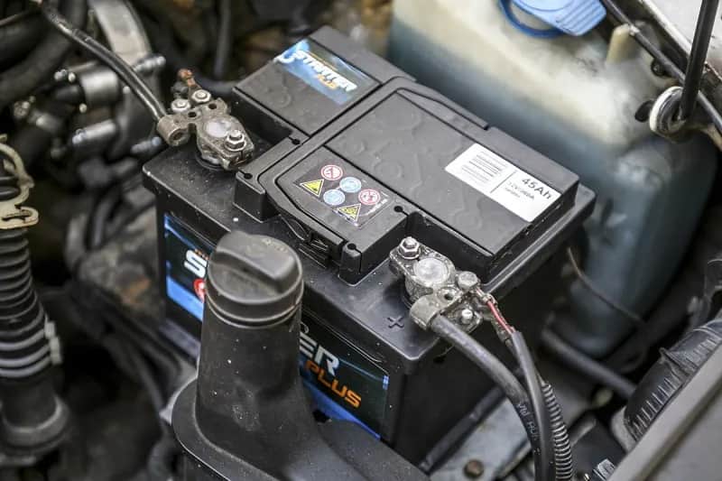 Jaki aku do diesla? Wybierz najlepszy akumulator dla swojego auta